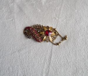 Elegant Gold and Red Floral Brooch
